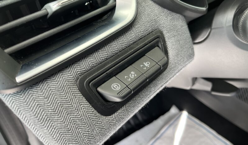 Renault Clio Techno G lleno