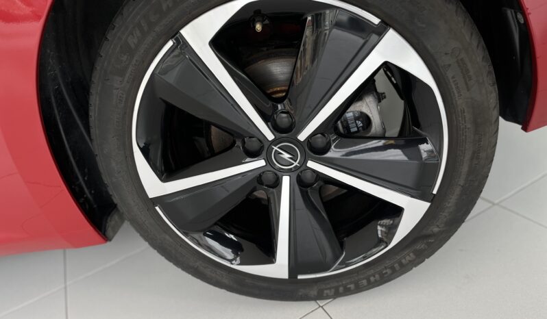 Opel Astra XHT lleno