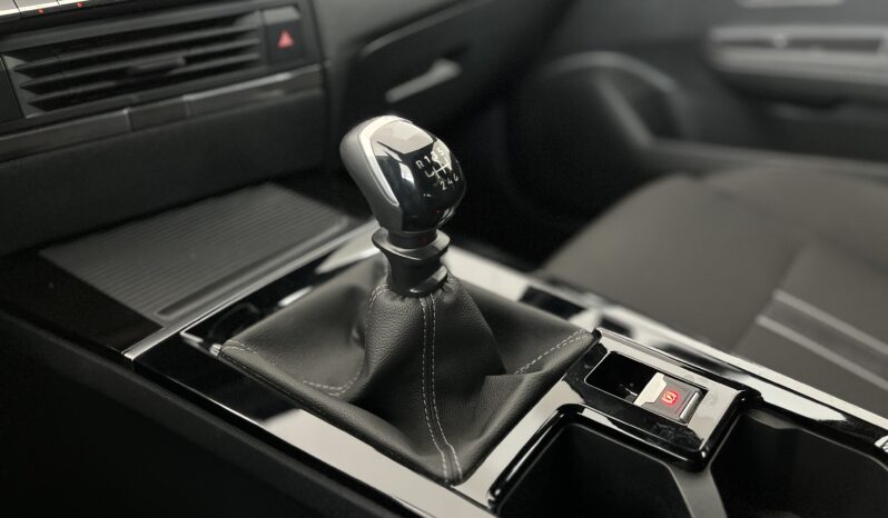 Opel Astra XHT lleno
