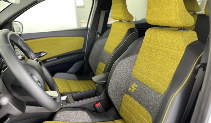 Renault R5 lleno