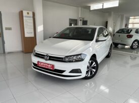 VW Polo Advance