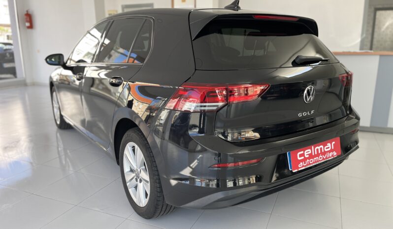 VW Golf VIII lleno