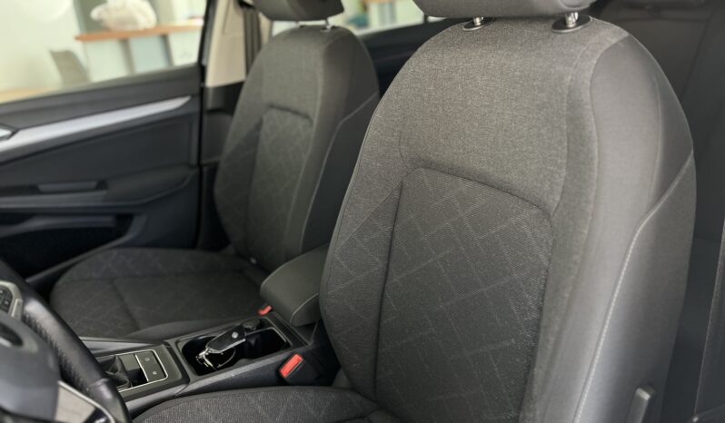 VW Golf VIII lleno