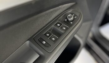 VW Golf VIII lleno